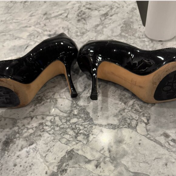 Dior peep-toe black patent shoes in size 7.5 - Picture 3 of 3